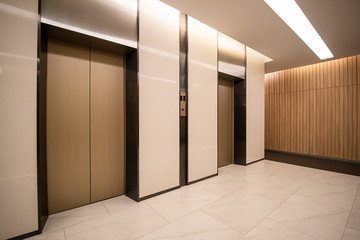 desain elevator